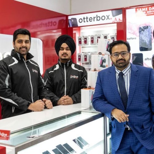 Dr. Phone Fix promises to fix cellphones, computers and iPads quickly so people can get on with their lives