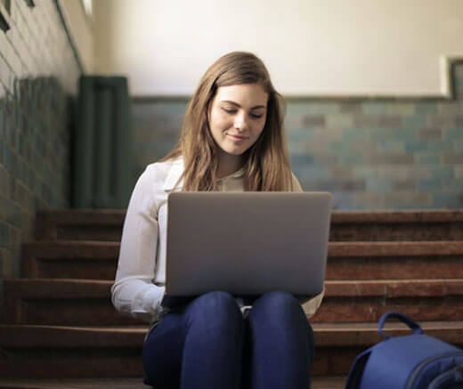 We-also-buy-laptops-and-desktops